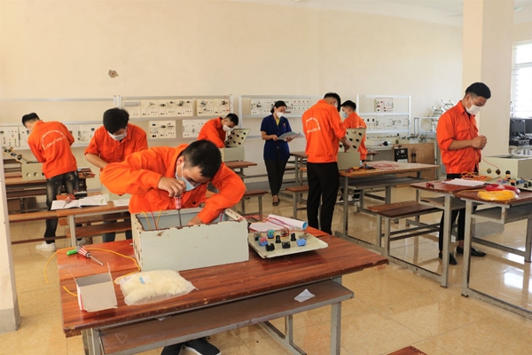 Đẩy mạnh truyền thông giáo dục nghề nghiệp trên địa bàn tỉnh Nghệ An